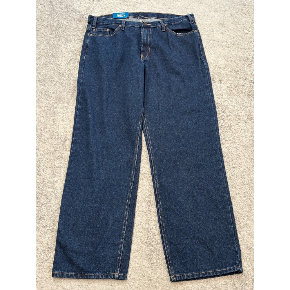 Wrangler Rugged Wear Mens 38x32 Dark Wash Blue Denim Relaxed Straight Jeans NWT